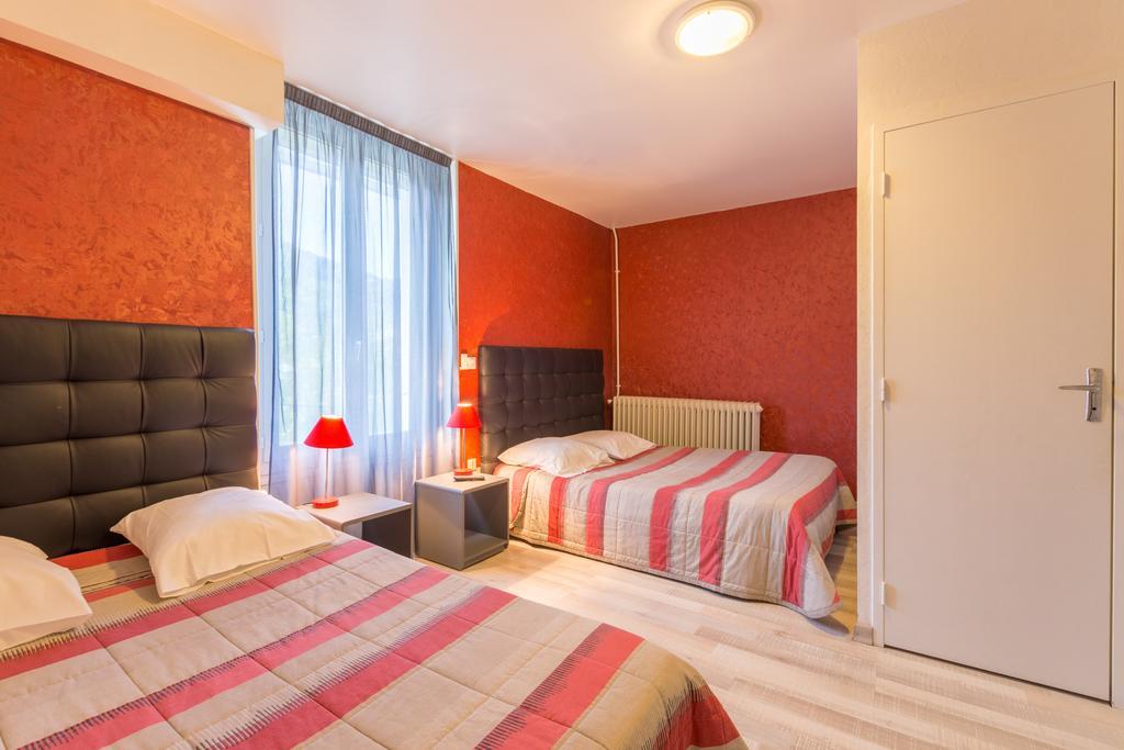 Alp'Hotel Voreppe Δωμάτιο φωτογραφία