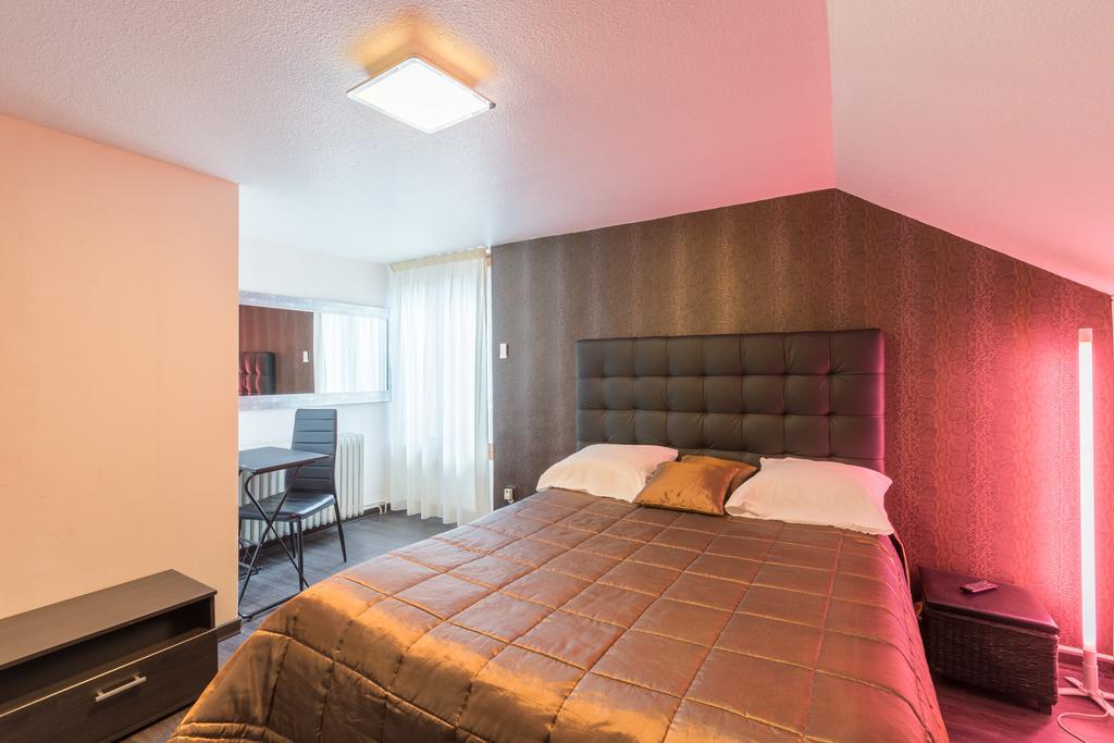 Alp'Hotel Voreppe Δωμάτιο φωτογραφία