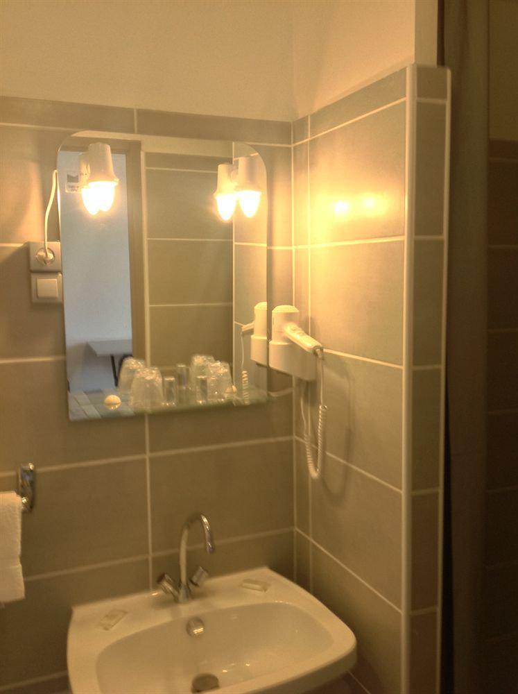 Alp'Hotel Voreppe Εξωτερικό φωτογραφία