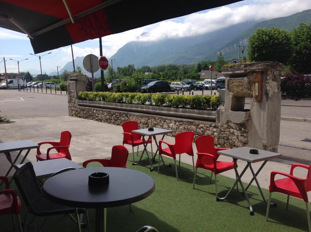 Alp'Hotel Voreppe Εξωτερικό φωτογραφία