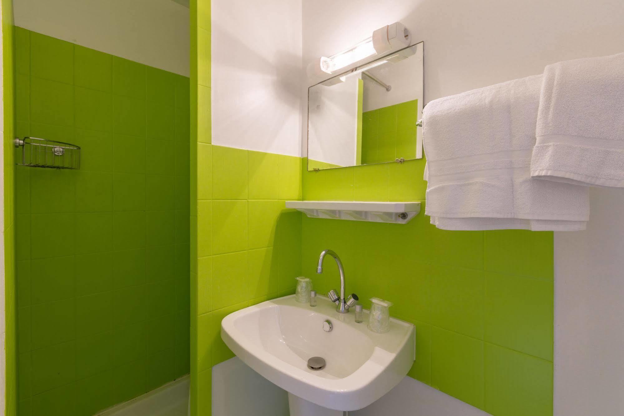 Alp'Hotel Voreppe Εξωτερικό φωτογραφία