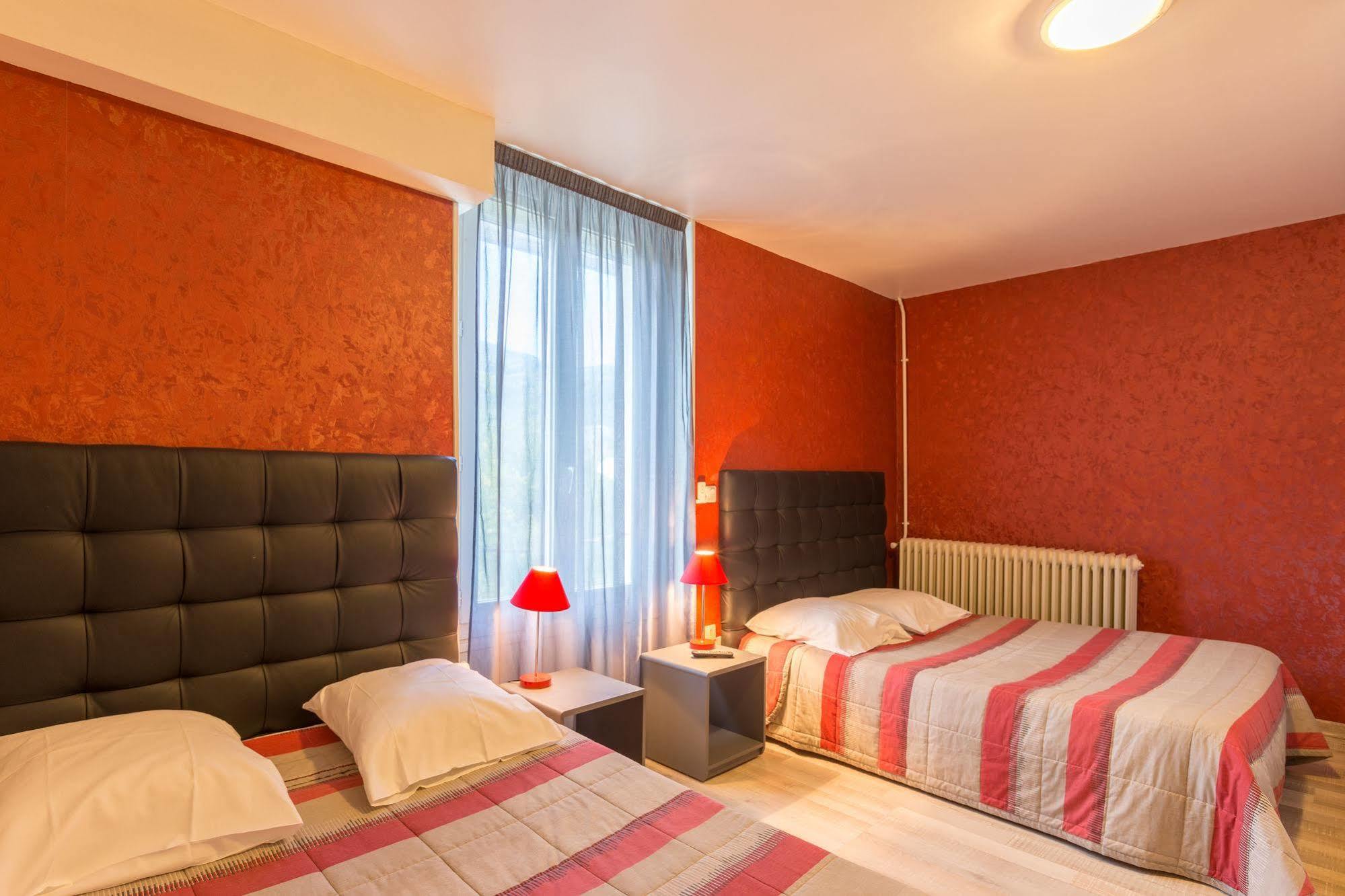 Alp'Hotel Voreppe Εξωτερικό φωτογραφία