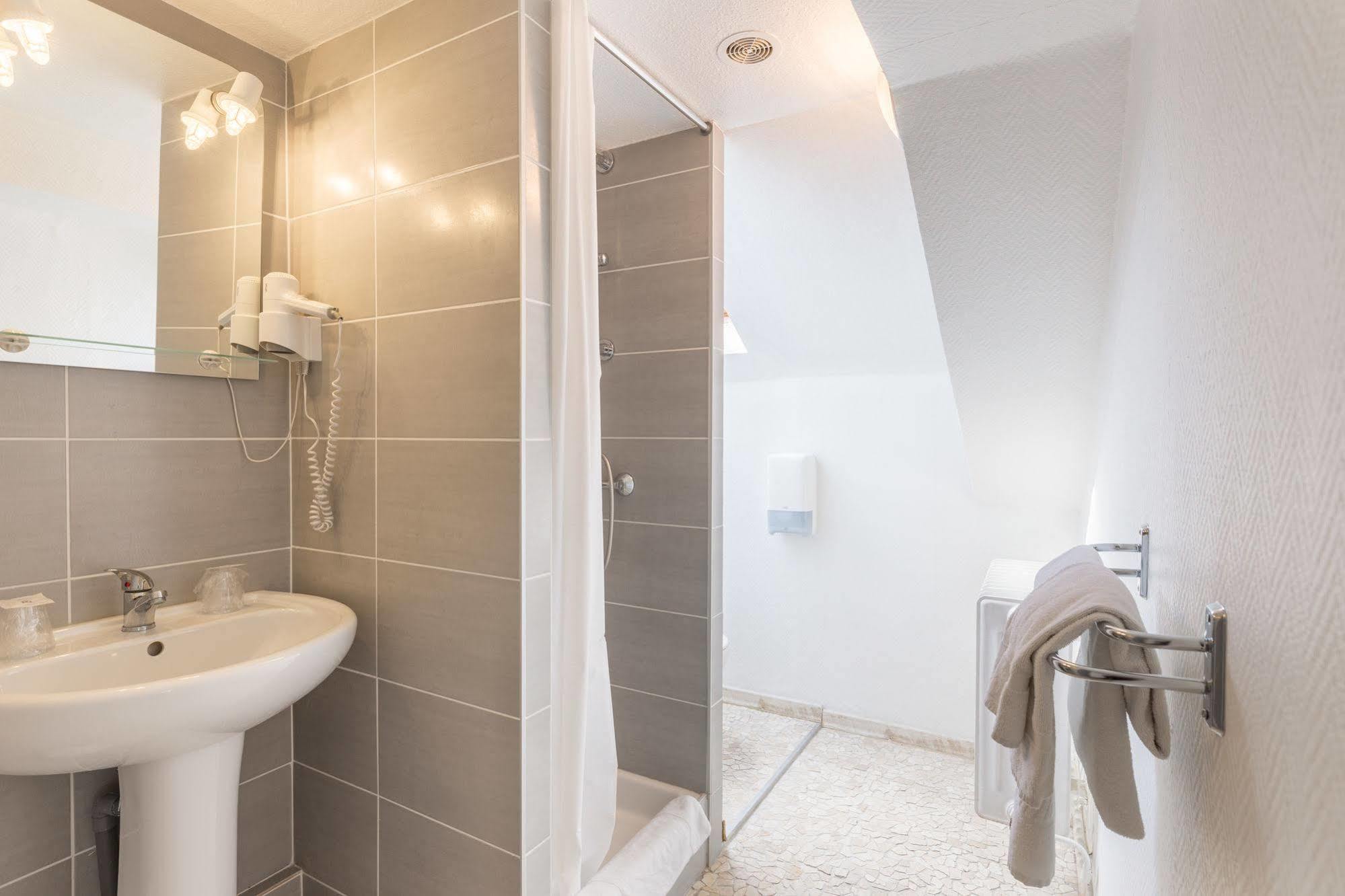 Alp'Hotel Voreppe Εξωτερικό φωτογραφία